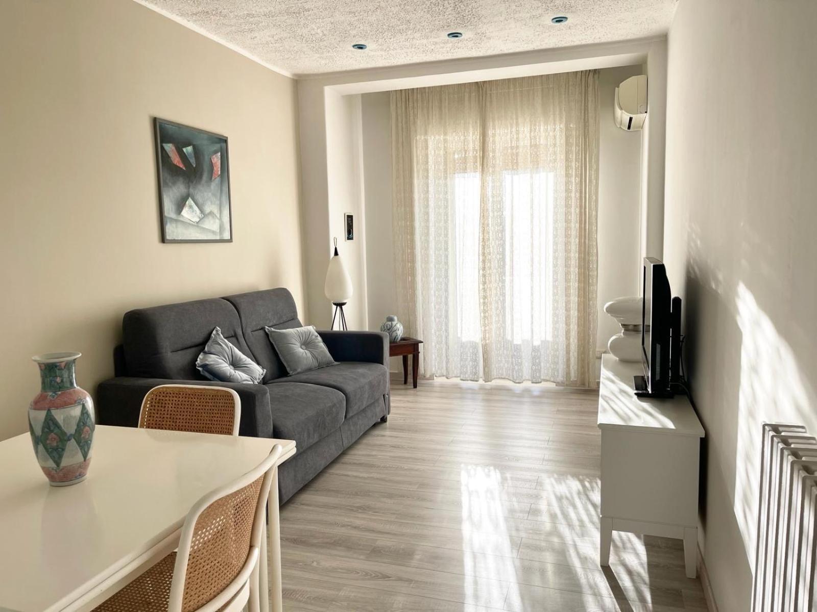 Goodangel House Naples